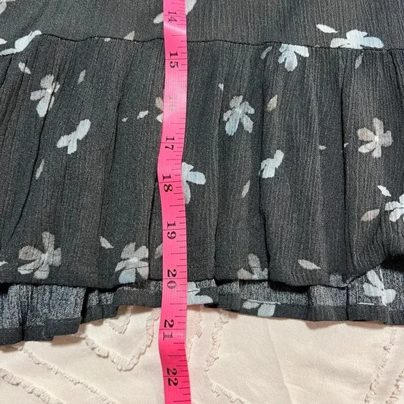 Grade&Gather | Cropped Floral Babydoll Peplum Blouse - Picture 9 of 9